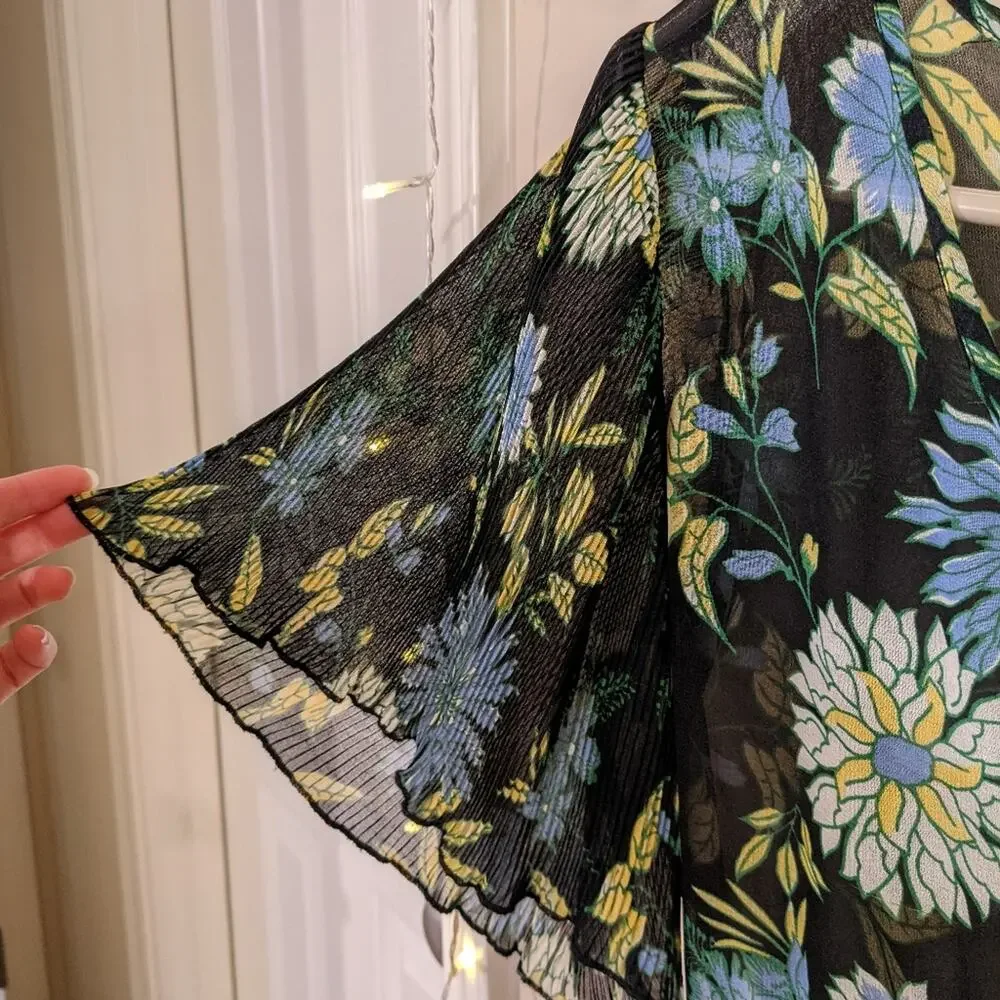 Zara Floral Pleated Dress Size XS - Picture 5 of 10